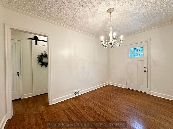 5th image of 1435 Van Dorn St