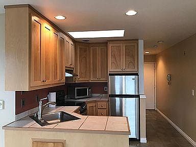 4th image of 1312 6th Ave N APT 11