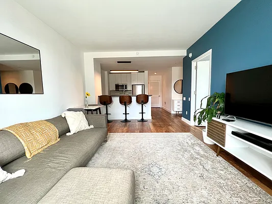 Rented by Compass | media 2