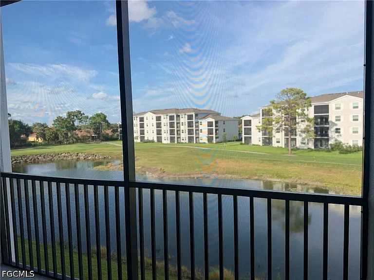 18411 Copperhead Ct N #337 — Photo 28