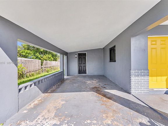 5th image of 5724 SW 18th St