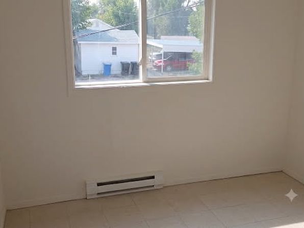 405 E Van Buren St #3