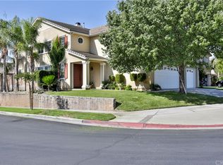 15787 Buck Point Ln, Fontana, CA 92336