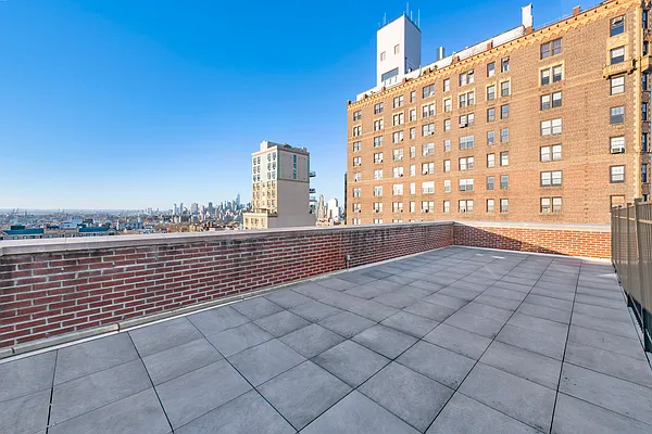 Sold by Keller Williams Realty Empire | media 29