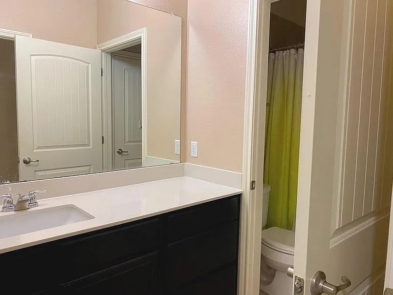 313 Summer Pointe Dr — Photo 26