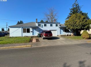 207 NW Adams Ave, Hillsboro, OR