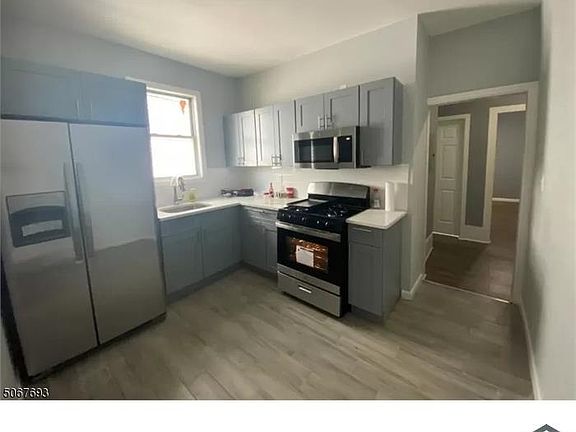 2nd image of 168 N 12th St