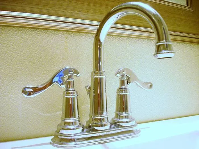 LONG NECK FAUCET