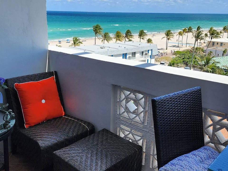 Large balcony with ocean views.