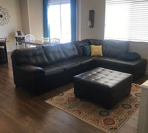 Living room/Dining area