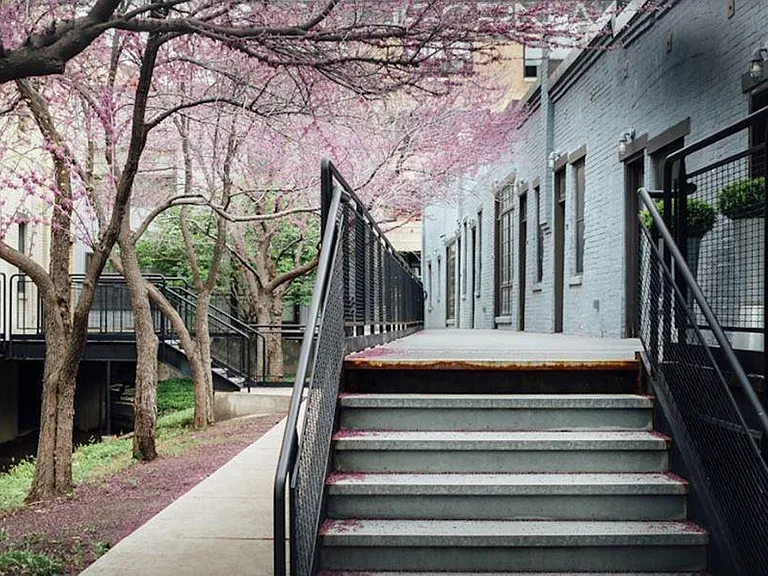 346 W Pierpont Ave #W213 — Photo 9