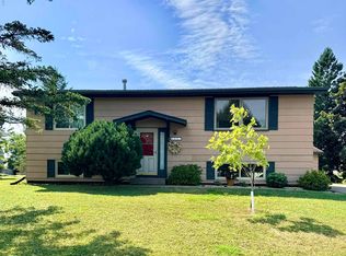 3103 Hughitt Ave, Superior, WI 54880