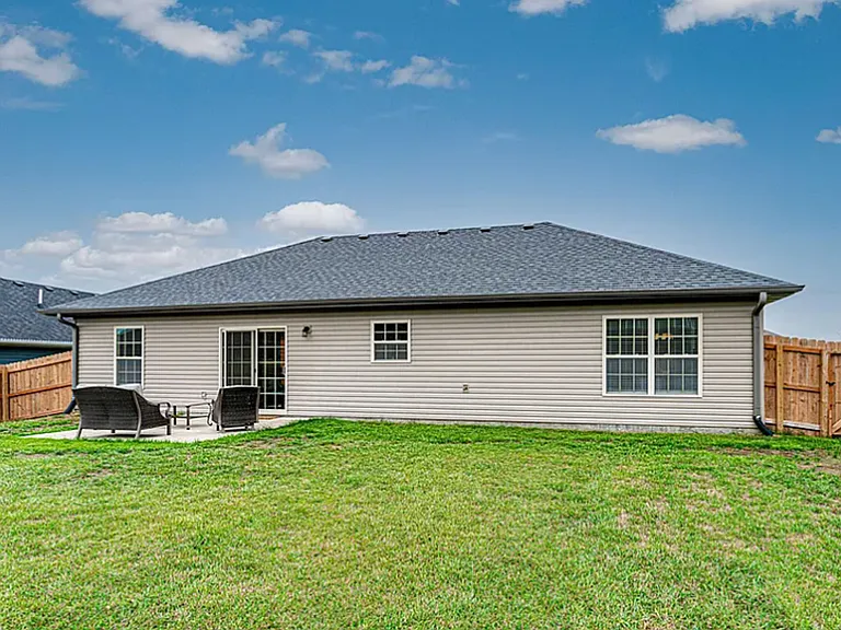 3505 Yellowwood Dr — Photo 11