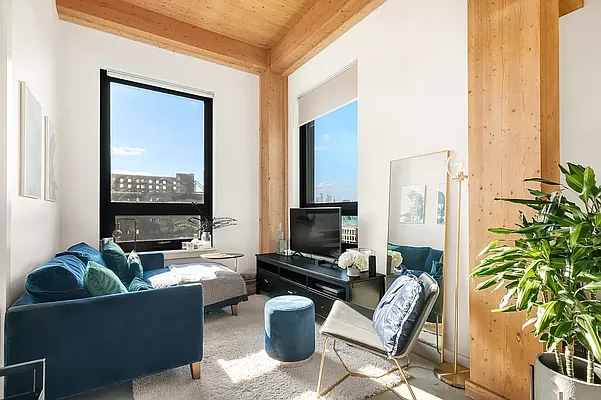 Rented by MNS | media 3