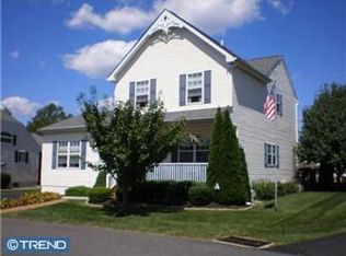 25 Patriot Ct, Upper Chichester, PA 19061