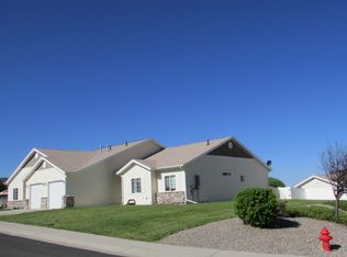 142 Angelica Cir, Parachute, CO 81635