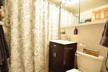 Rented by Street Realty Brokerage LLC