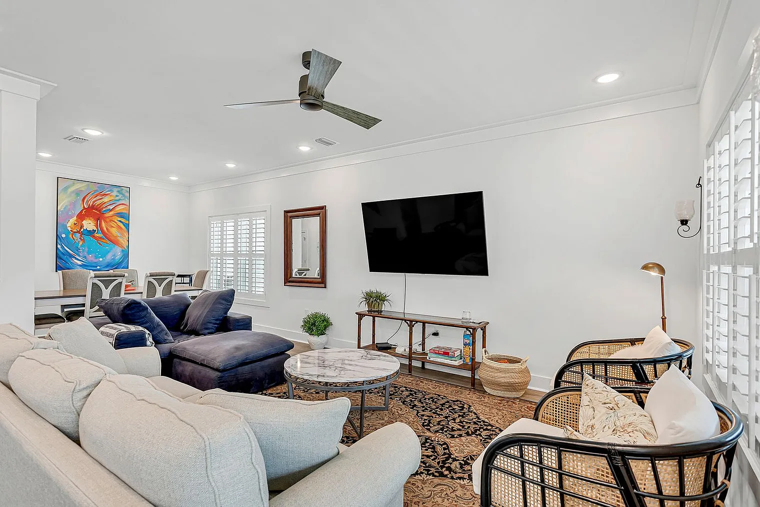 4 bed, 3.0 bath, 2174 sqft, $4,012 — Photo 3