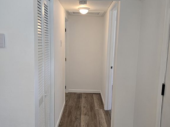 3rd image of 51 River St