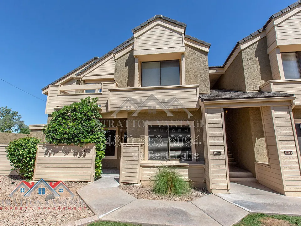 2035 S Elm St #110