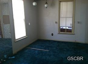 4th image of 4421 Garfield St