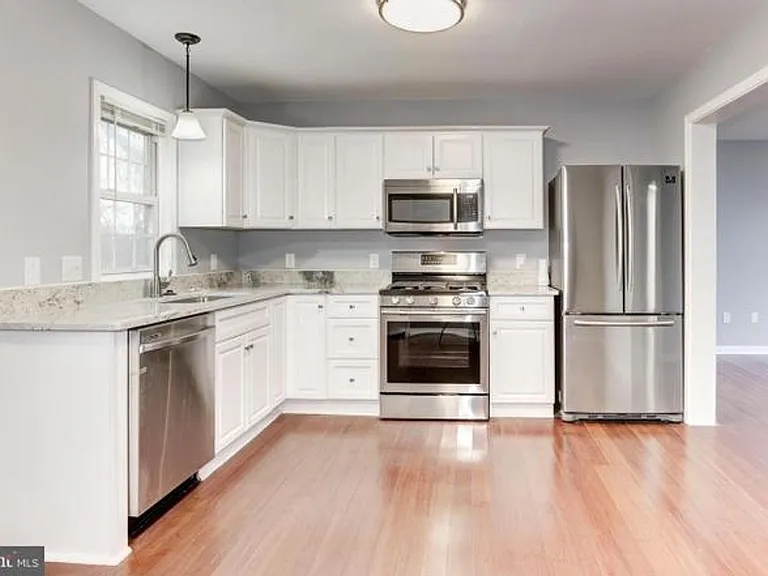 5755 Southern Ave — Photo 7