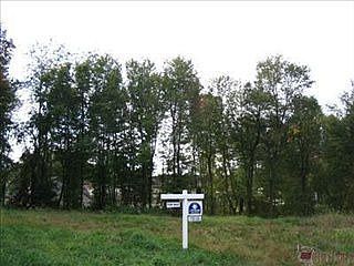 2nd image of 3168 Stockdale Cir