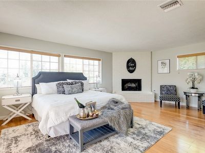 26134 Roymor Dr, Calabasas, CA, 91302