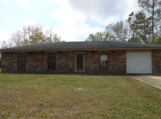 1625 Timberlane Rd, Gautier, MS 39553