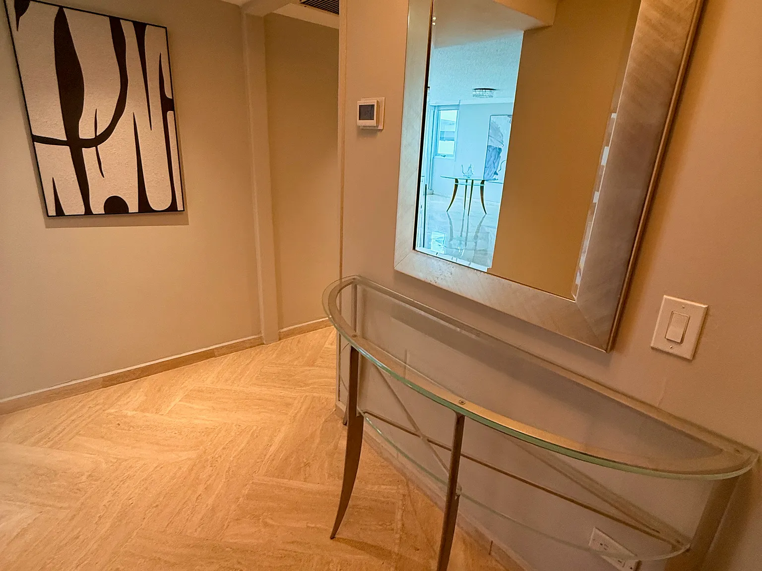 3 bed, $2,500 — Photo 2
