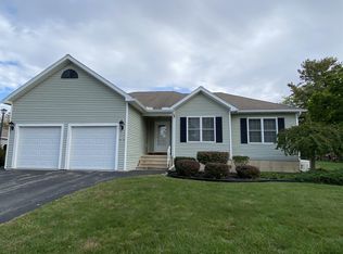 2412 Golf Ave, Schenectady, NY 12309