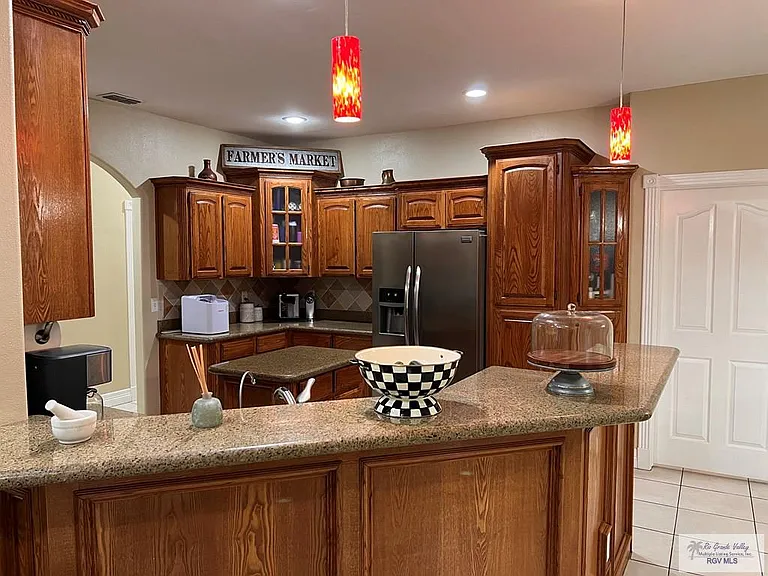 1626 Christian Cir — Photo 14
