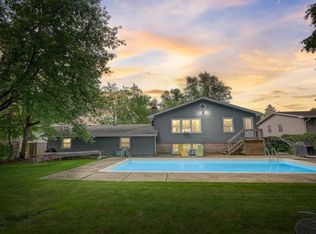 908 Roby Rd, Stoughton, WI 53589