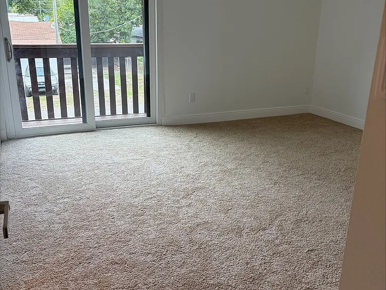 3418 W Saint Conrad St — Photo 13