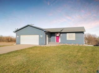 500 Caitlin Ave, Baltic, SD 57003