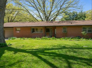 2077 Grand Detour Rd, Dixon, IL 61021