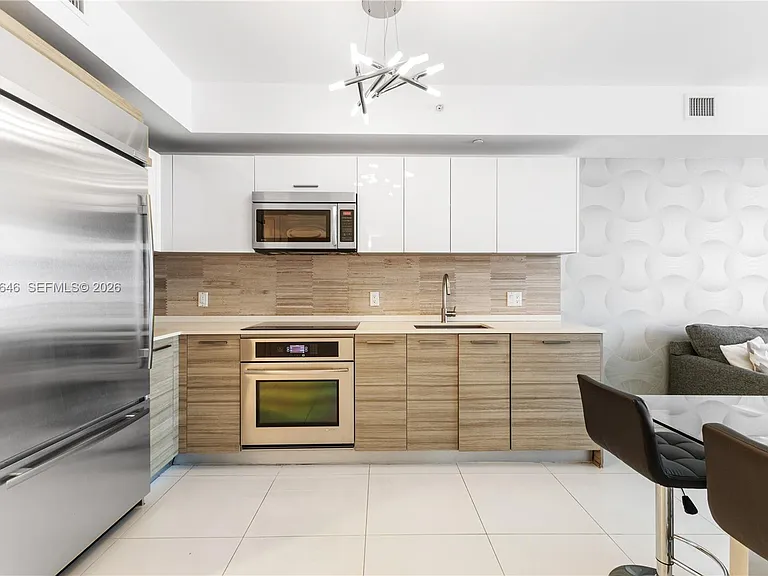 1300 Brickell Bay Dr #10 — Photo 17