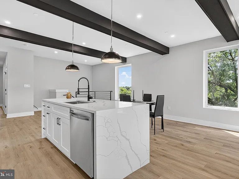 1915 Benning Rd NE #PENTHOUSE — Photo 12
