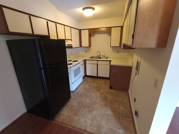4th image of 440 8th Ave NE Unit I