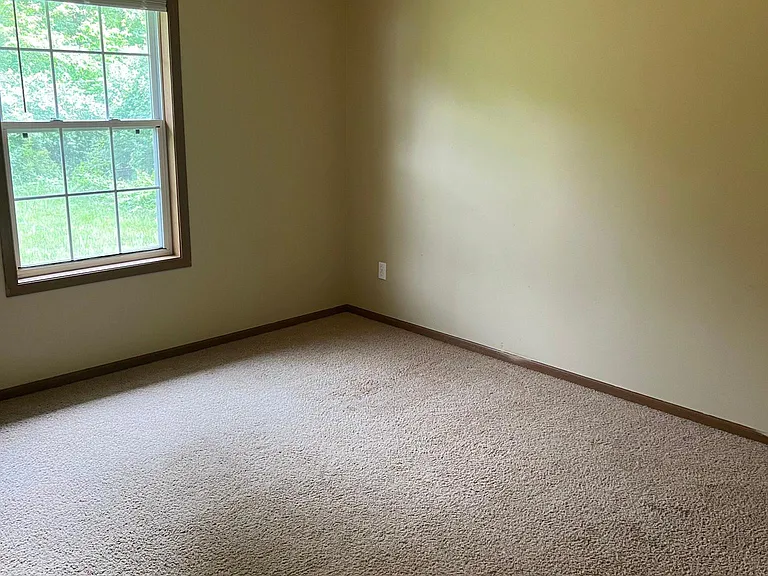 2626 E Oakbrook Dr #B — Photo 10