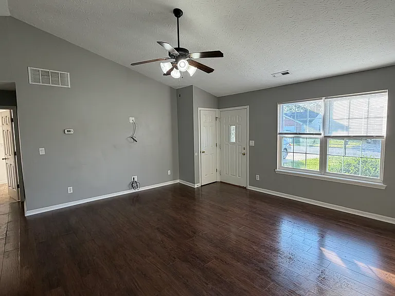 112 Savannah Nicole Rd — Photo 18