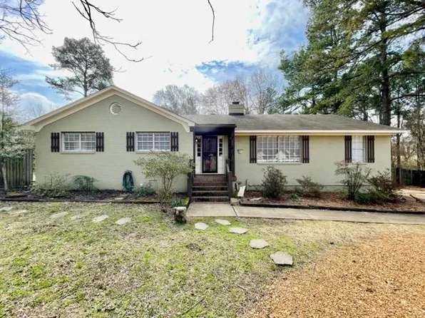 516 Oak St, Somerville, TN 38068