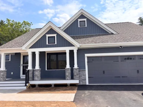 7 Byrne Circle #66, Brentwood, NH 03833