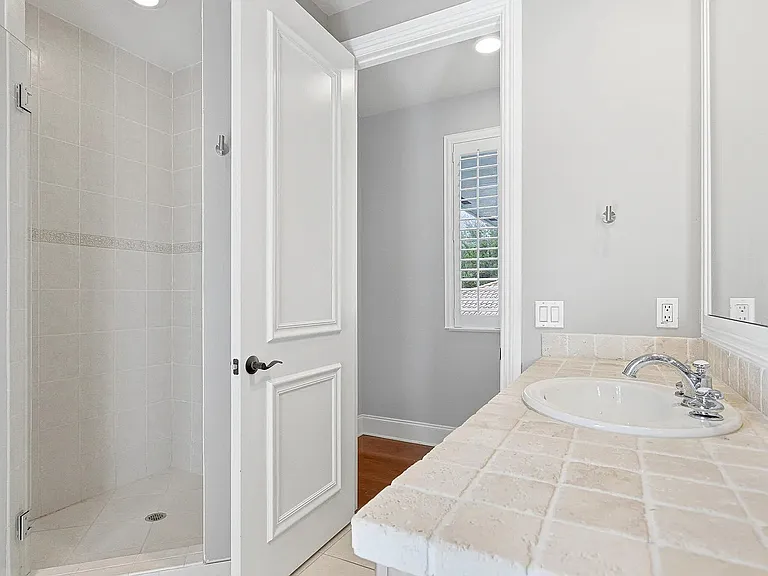17550 Circle Pond Ct — Photo 34