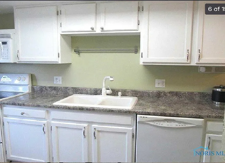 2552 Plum Leaf Ln — Photo 7