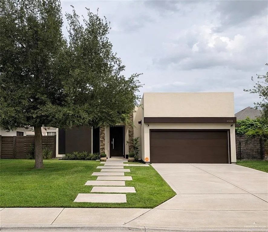 4 bed, 2.5 bath, 1704 sqft, $2,222 — Photo 1