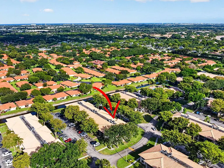 9810 Pineapple Tree Dr #103 — Photo 38