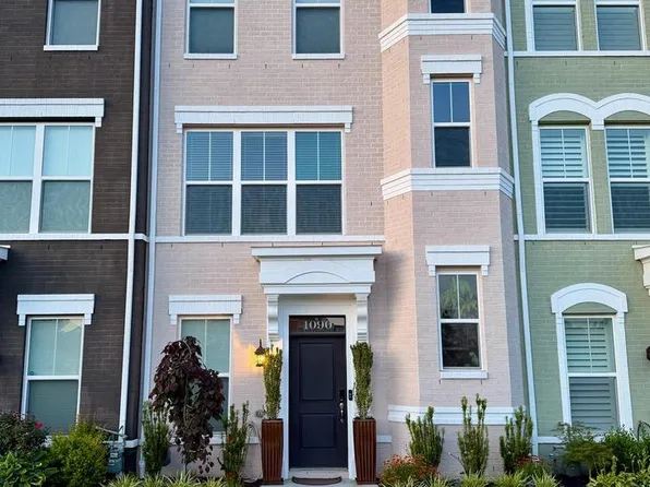1090 Holden Rd, Frederick, MD 21701