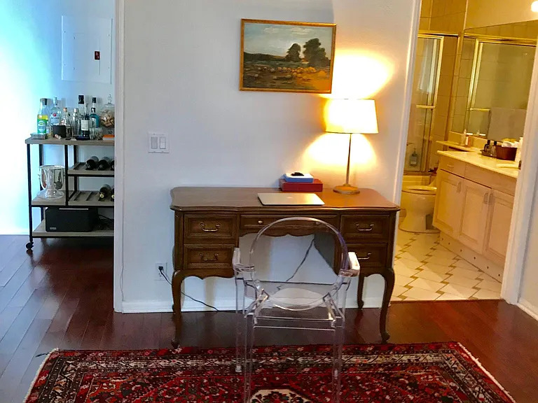 8349 Blackburn Ave #302 — Photo 81