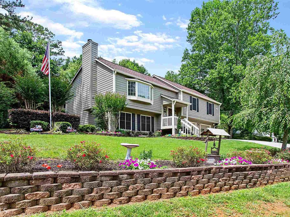 1st image of 903 Riverstone Way